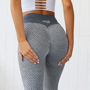 🆕 Vogue Active - Booty Leggings